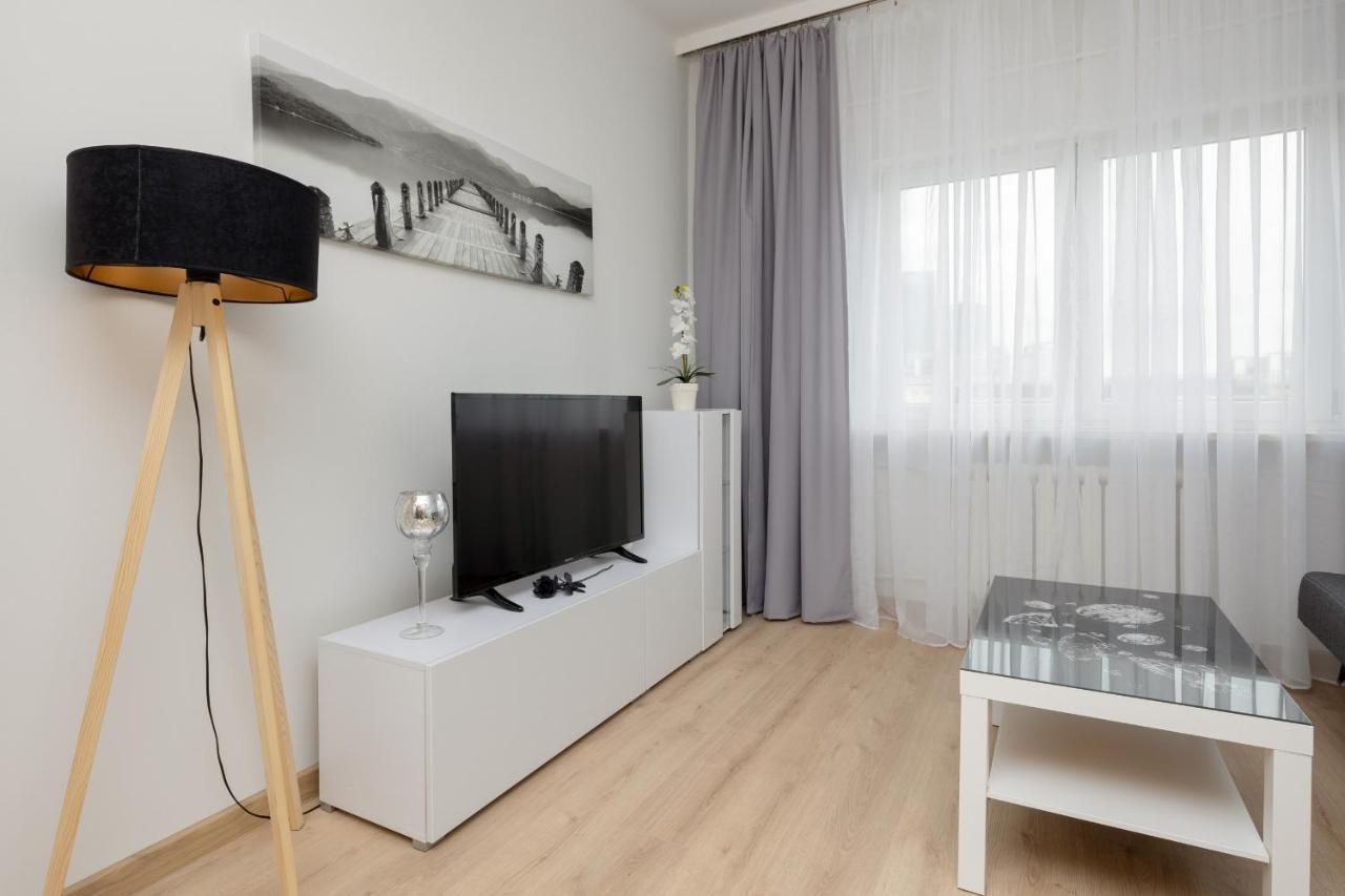 Cozy In The City Center Mazowiecka By Renters Lägenhet