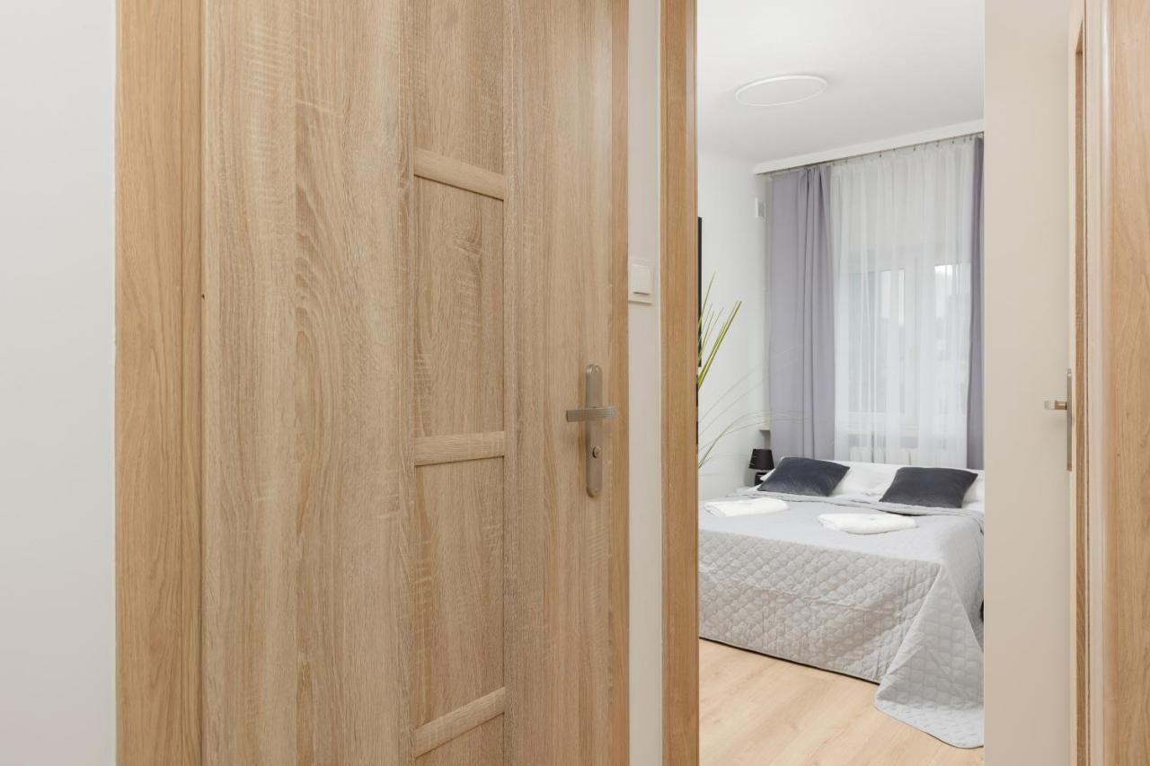 Lägenhet Cozy In The City Center Mazowiecka By Renters Warszawa