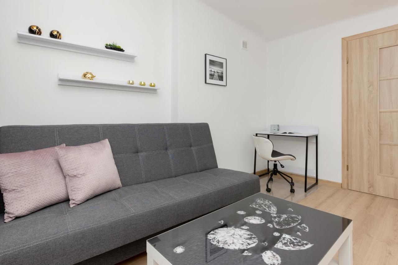Leilighet Cozy In The City Center Mazowiecka By Renters Warszawa